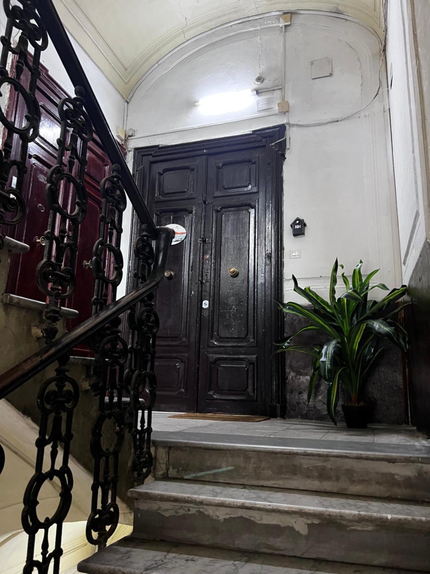 La Porta Accanto Nápoles Exterior foto